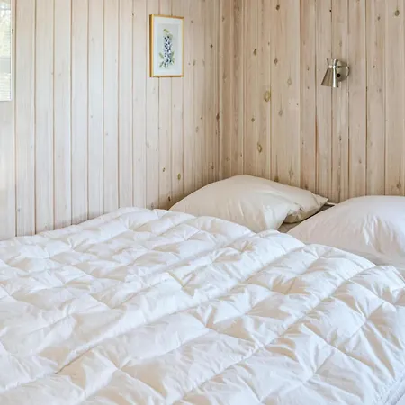 Three-bedroom In Albak *